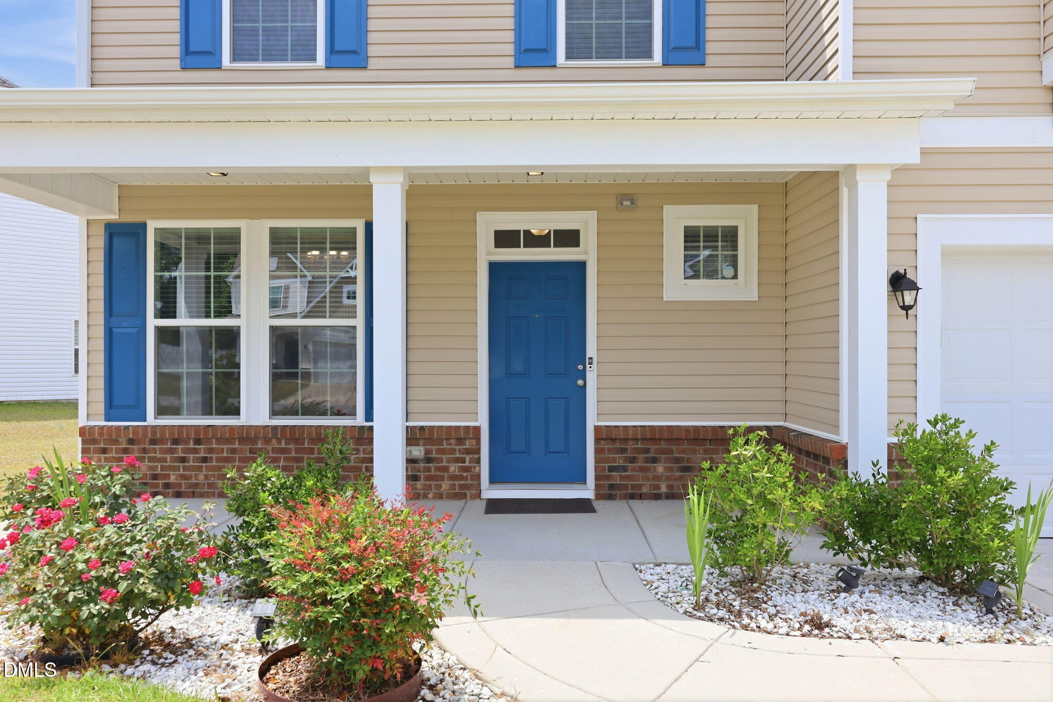 main property photo 37