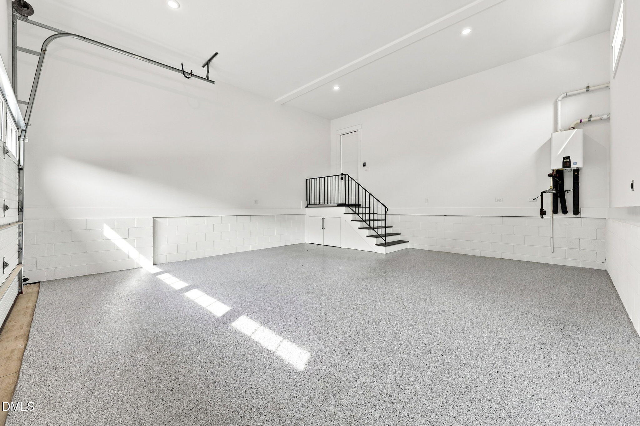 main property photo 57