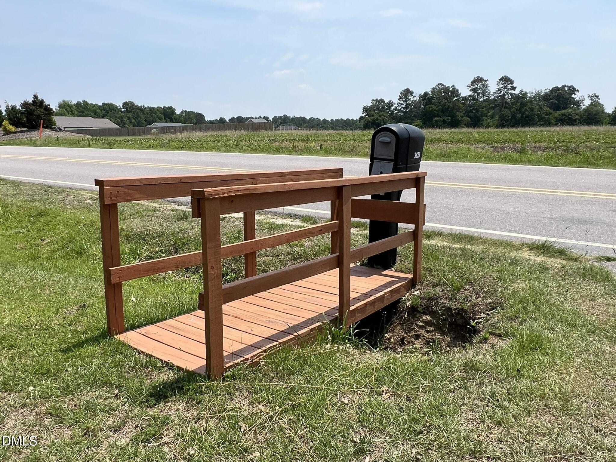 main property photo 19