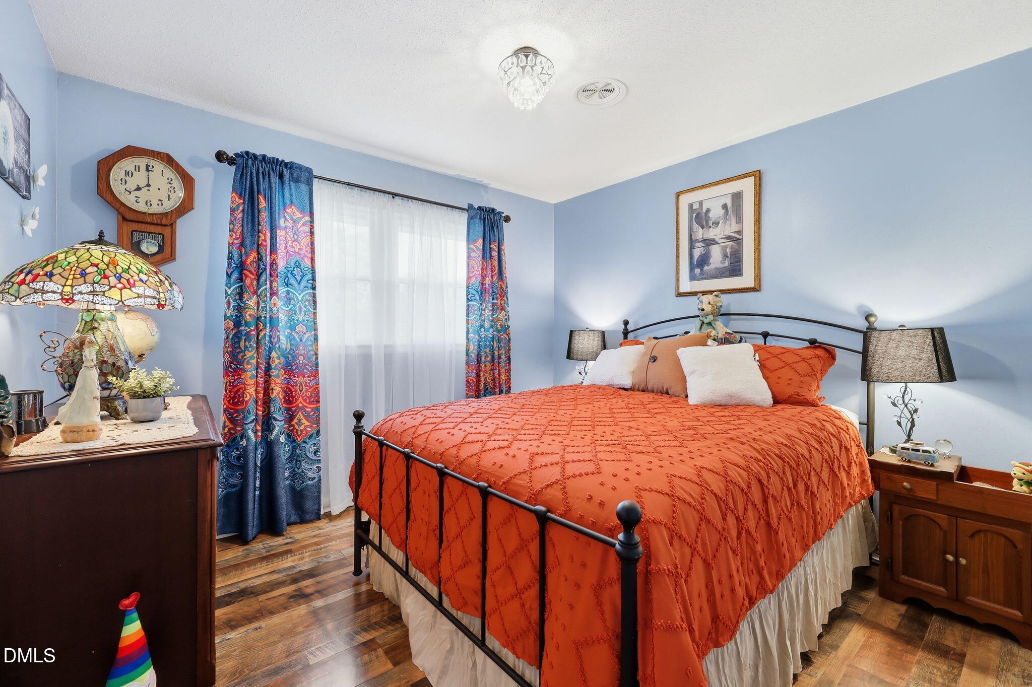 main property photo 18