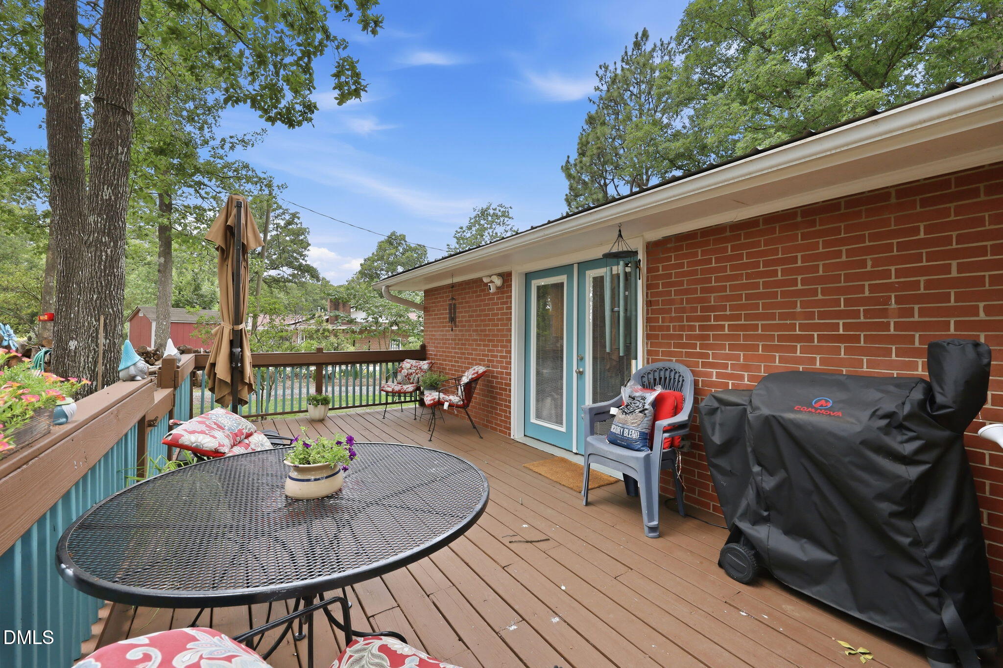 main property photo 32