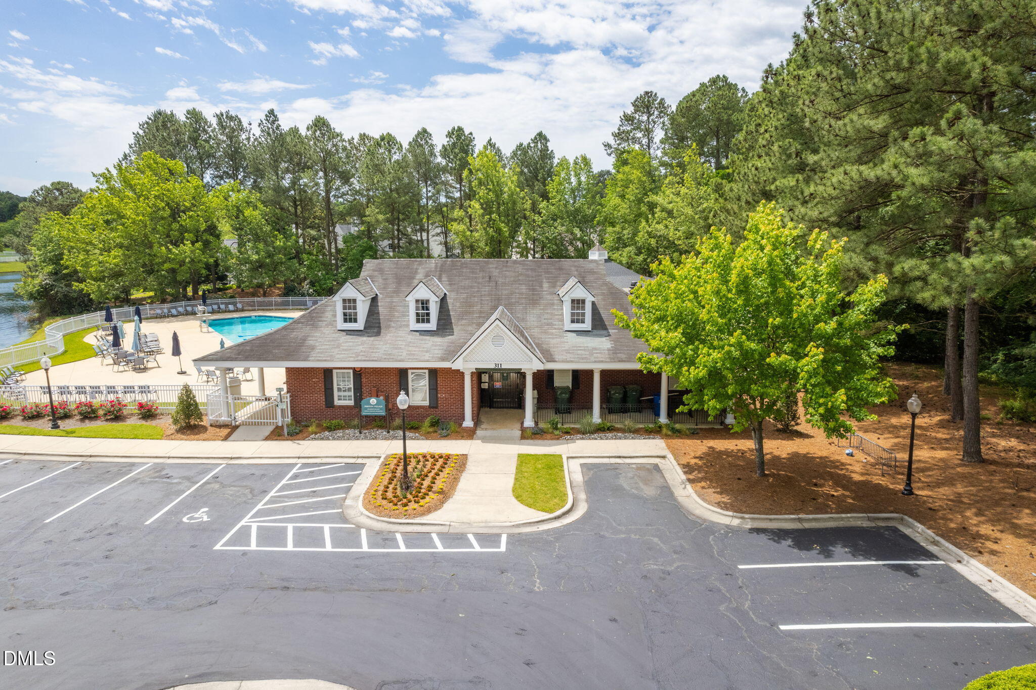 main property photo 94