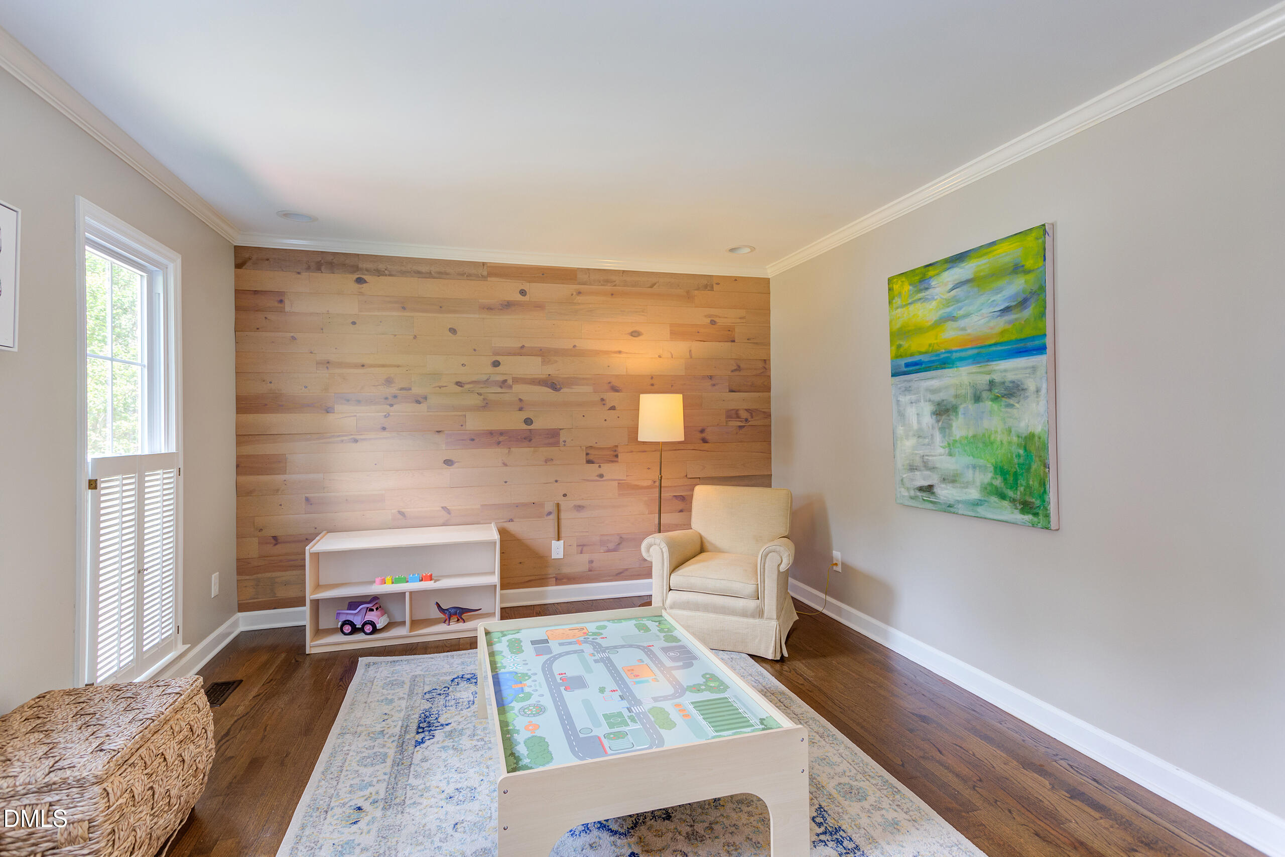main property photo 6