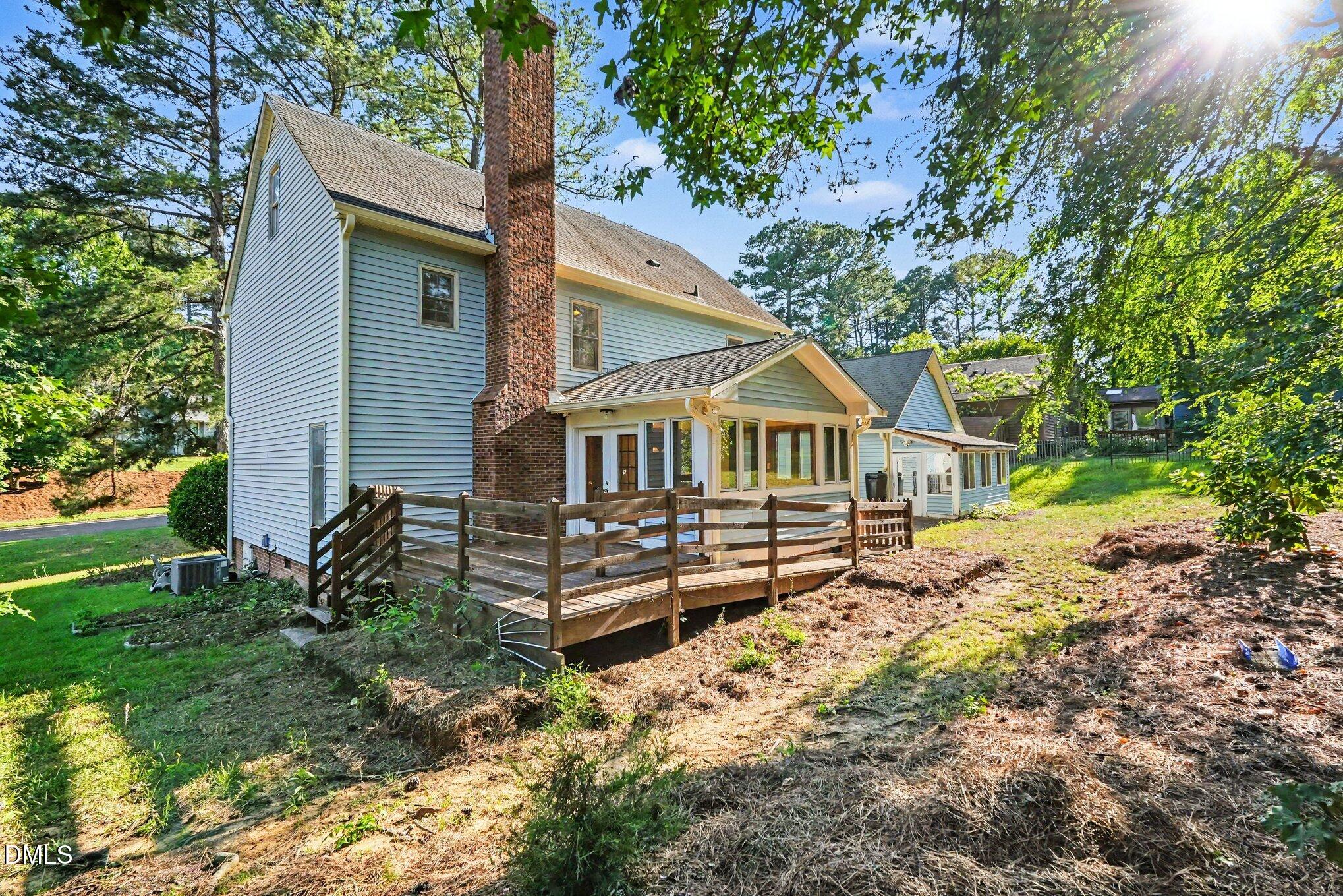 main property photo 22