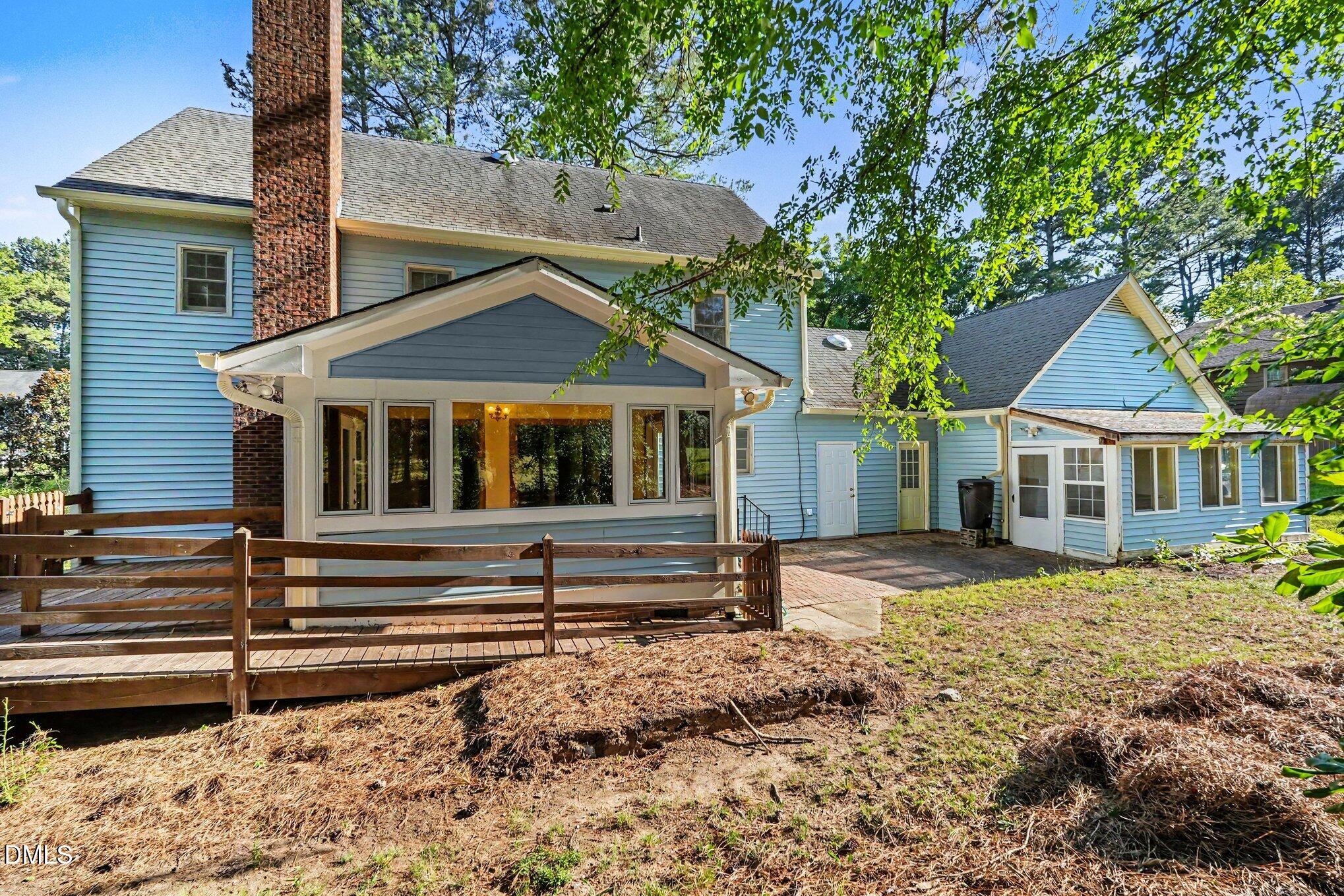 main property photo 23