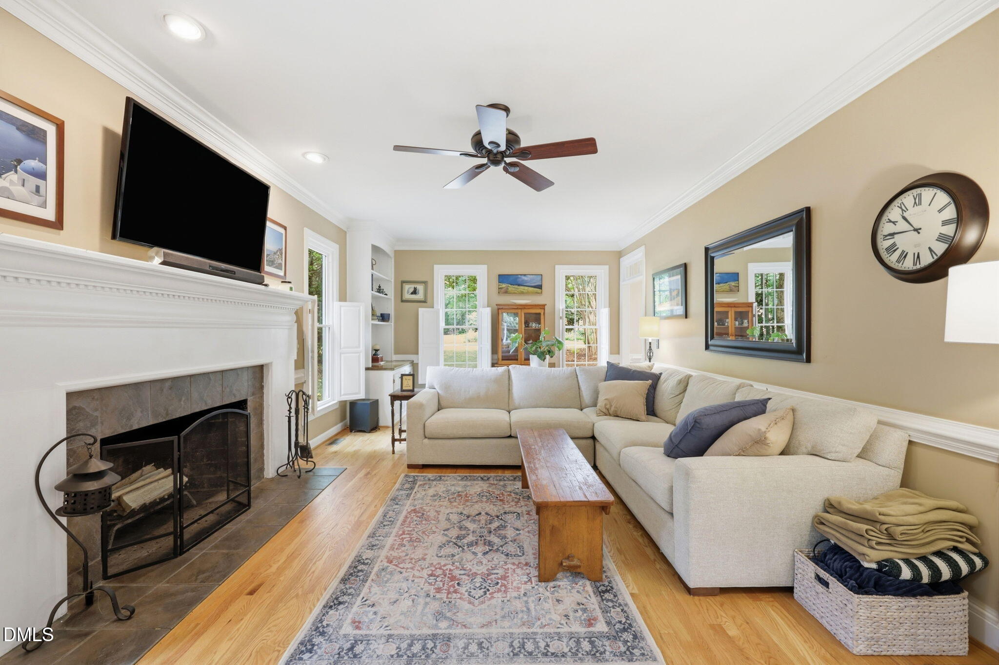 main property photo 13