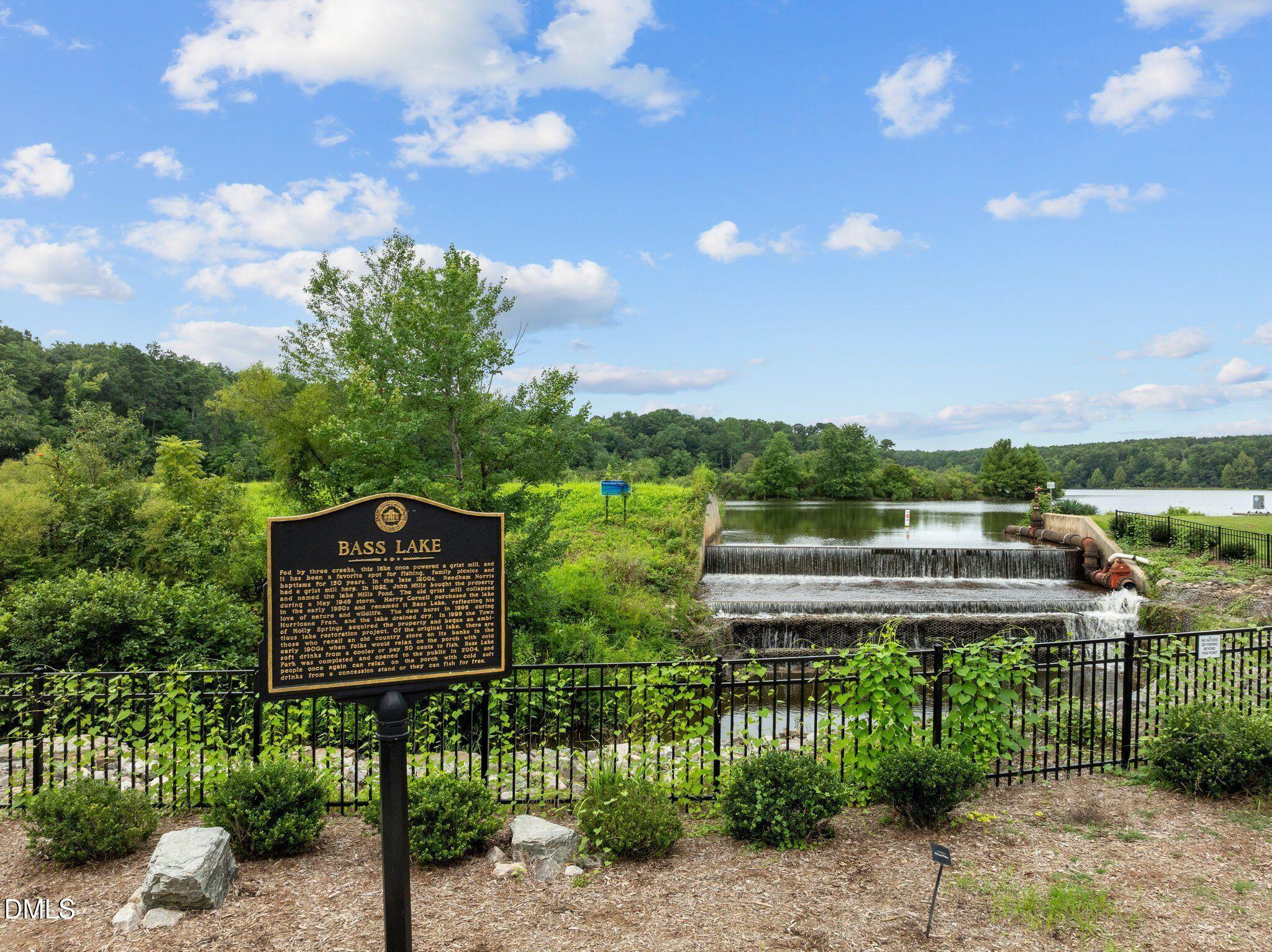 main property photo 74