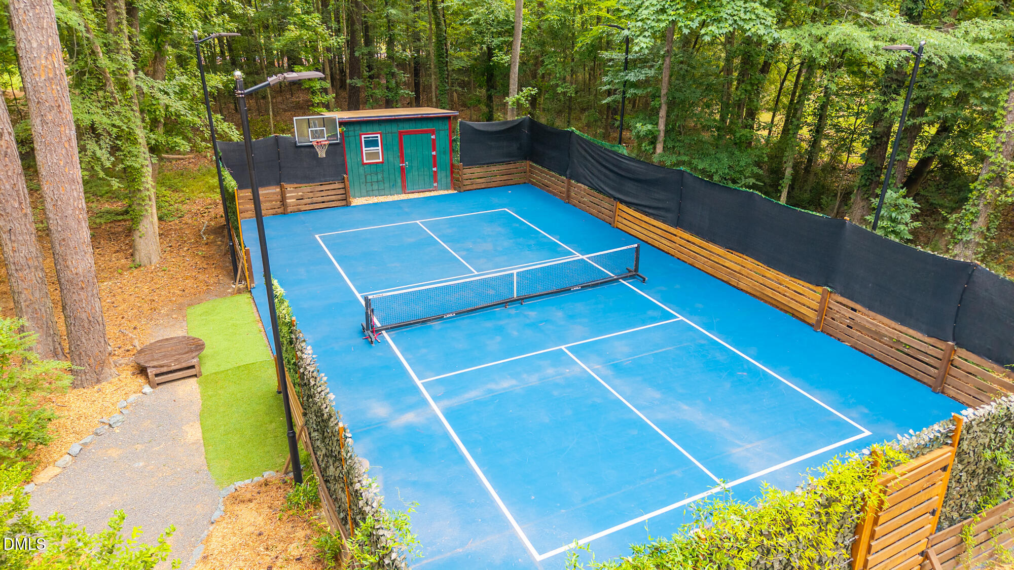 main property photo 49