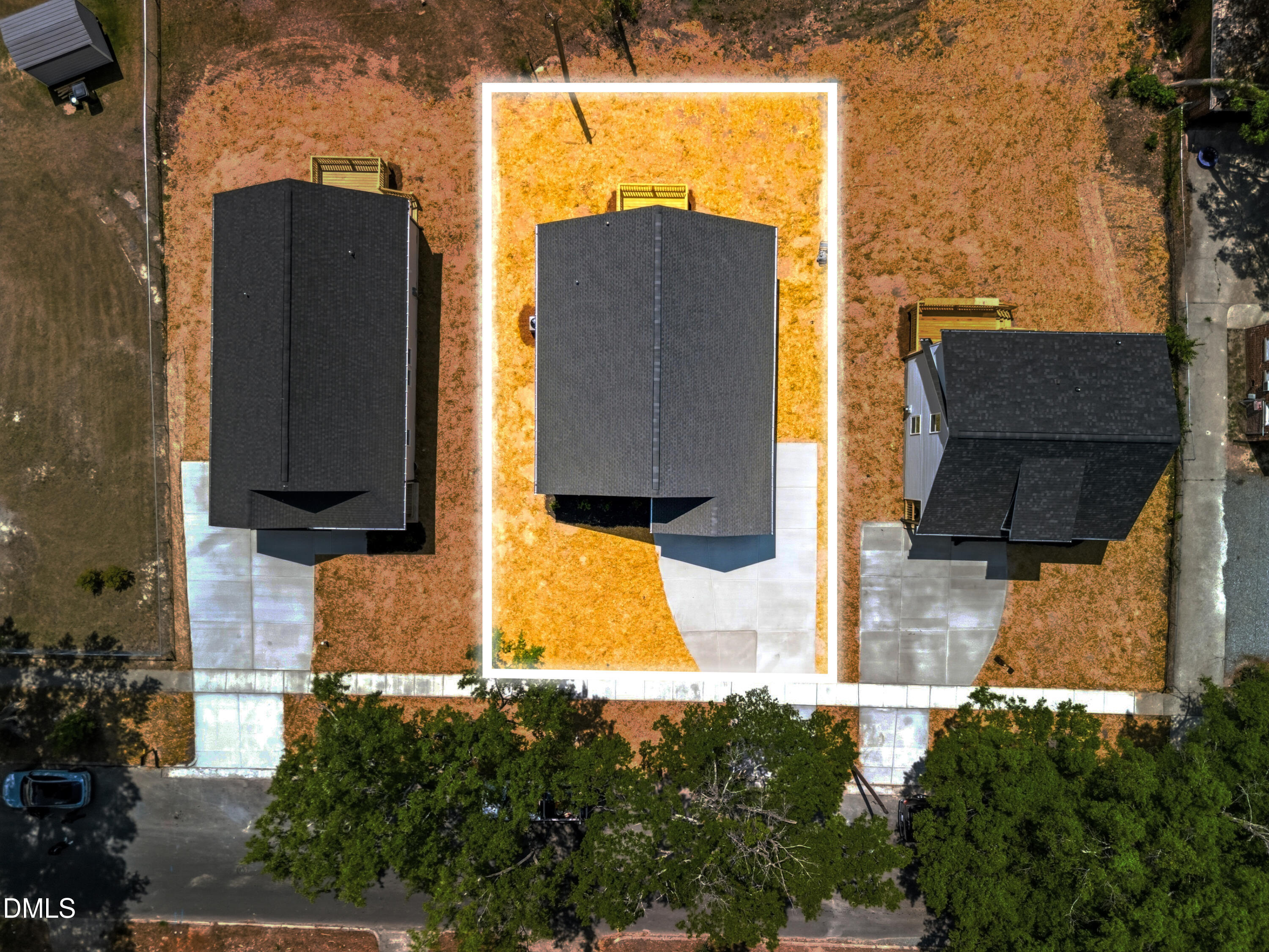 main property photo 44