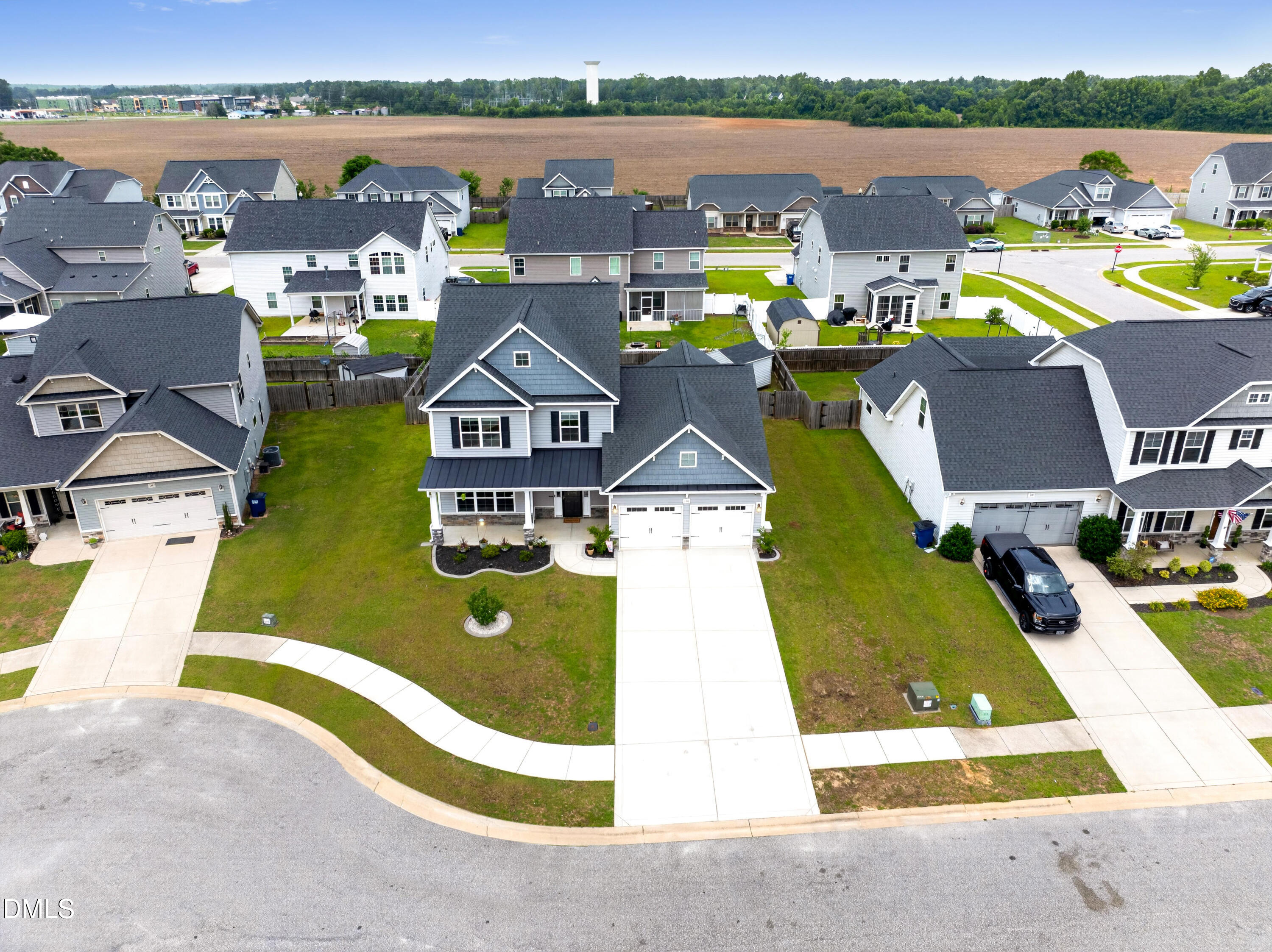 main property photo 34