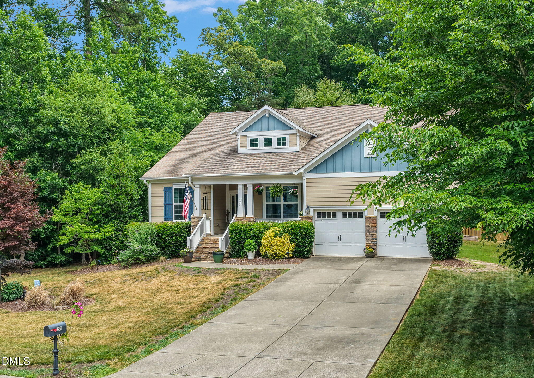 main property photo 41