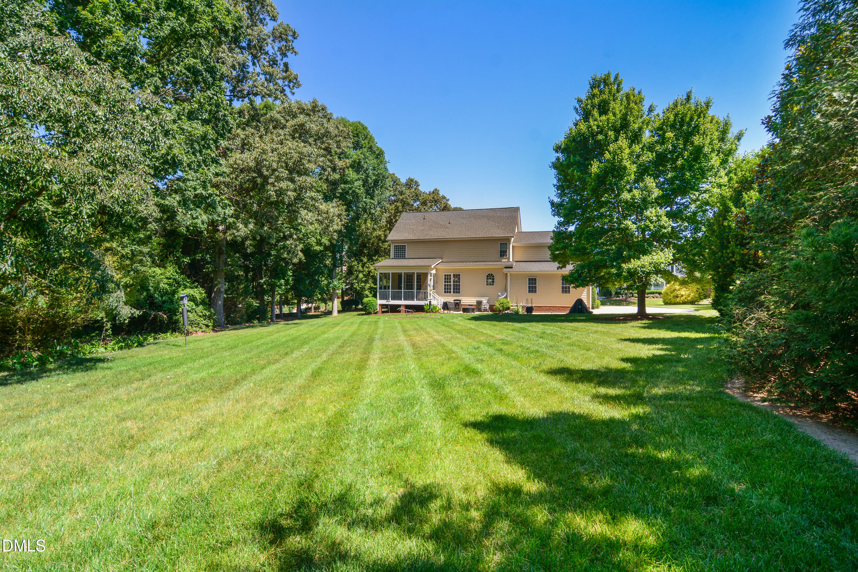 main property photo 31