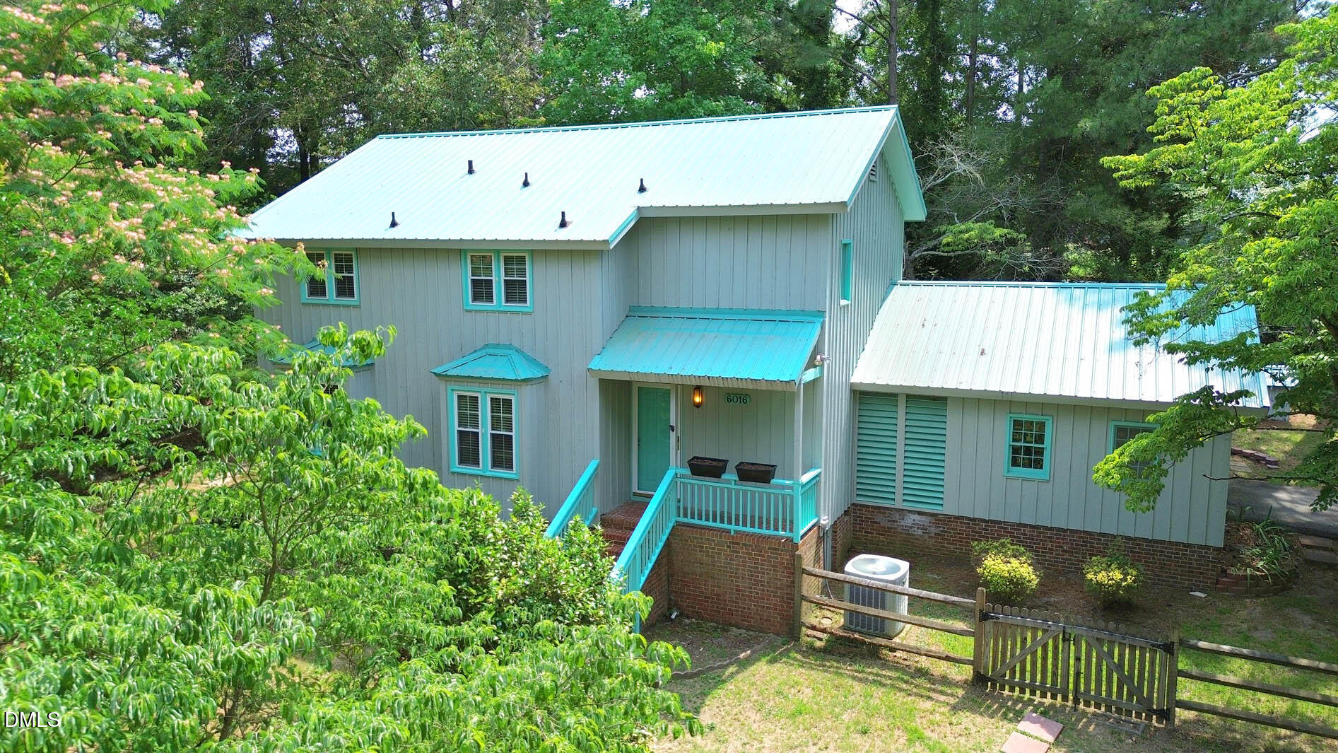 main property photo 60