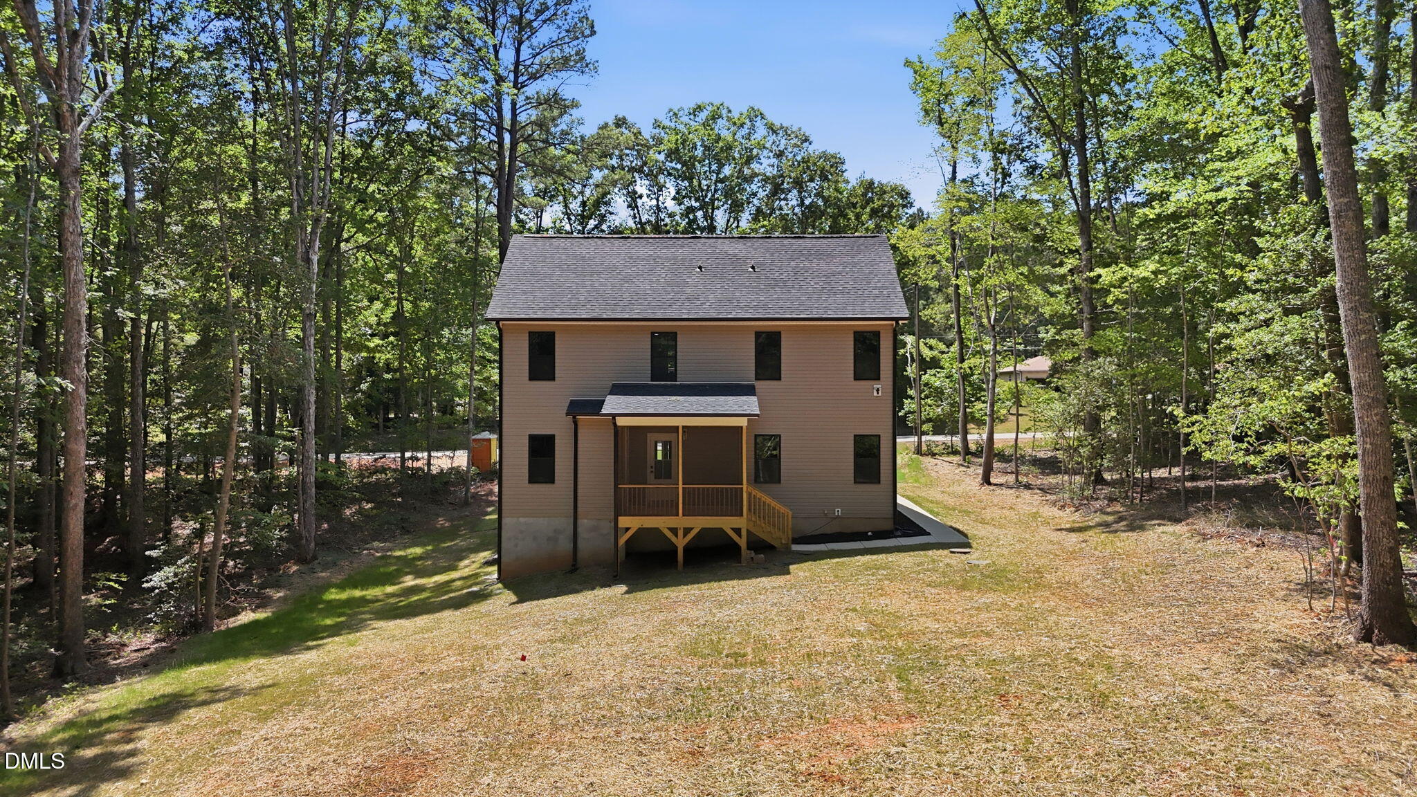 main property photo 35