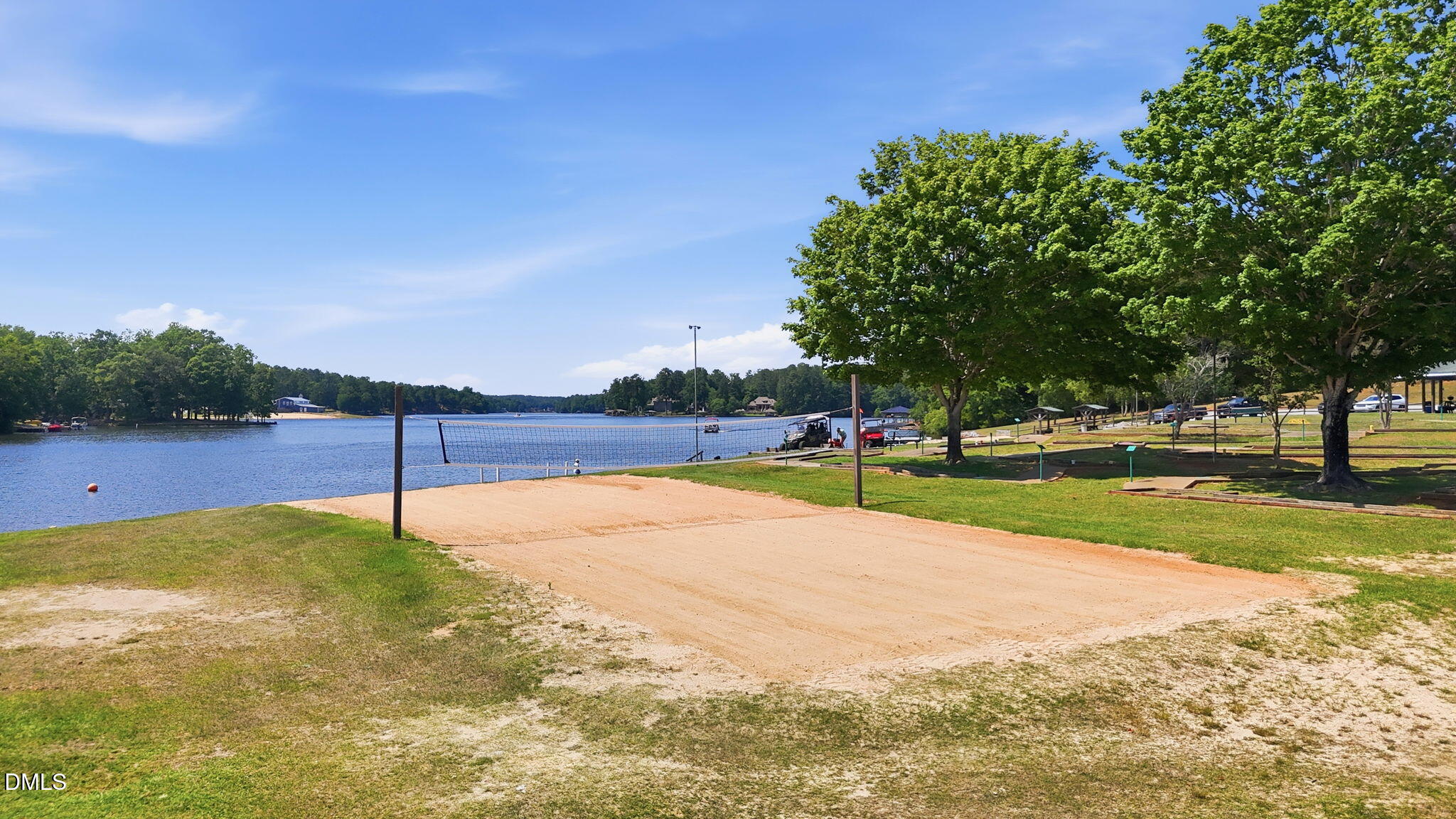 main property photo 40