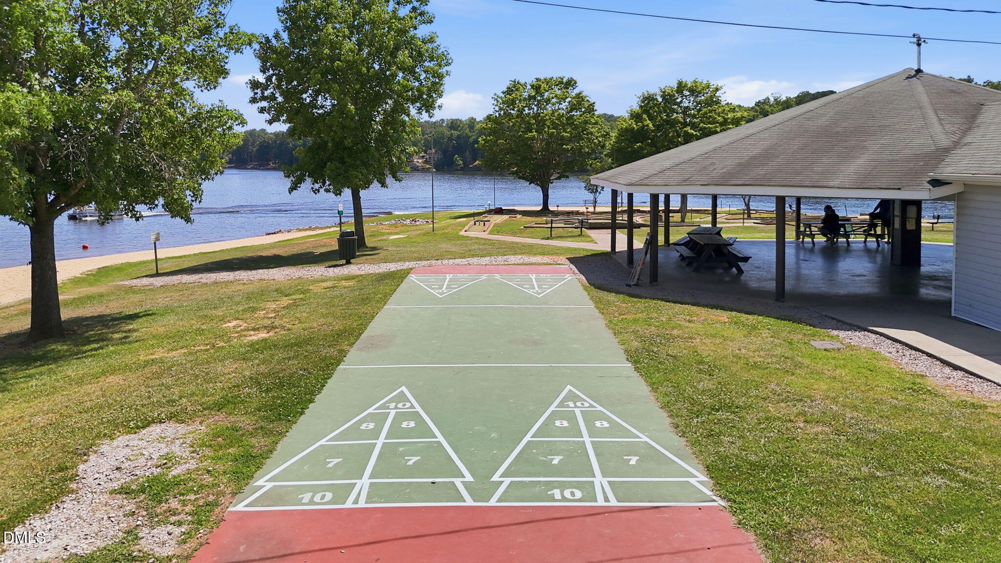 main property photo 45