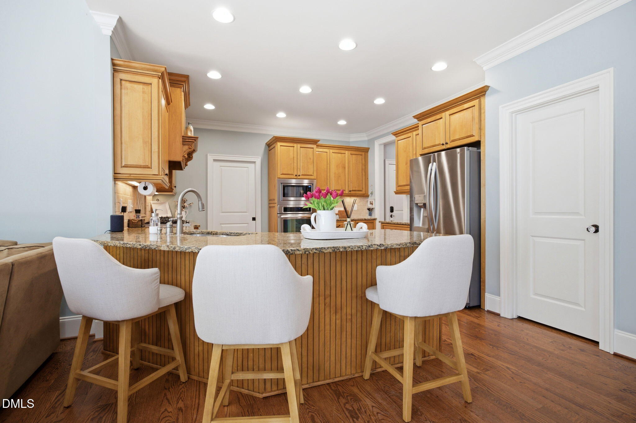 main property photo 14