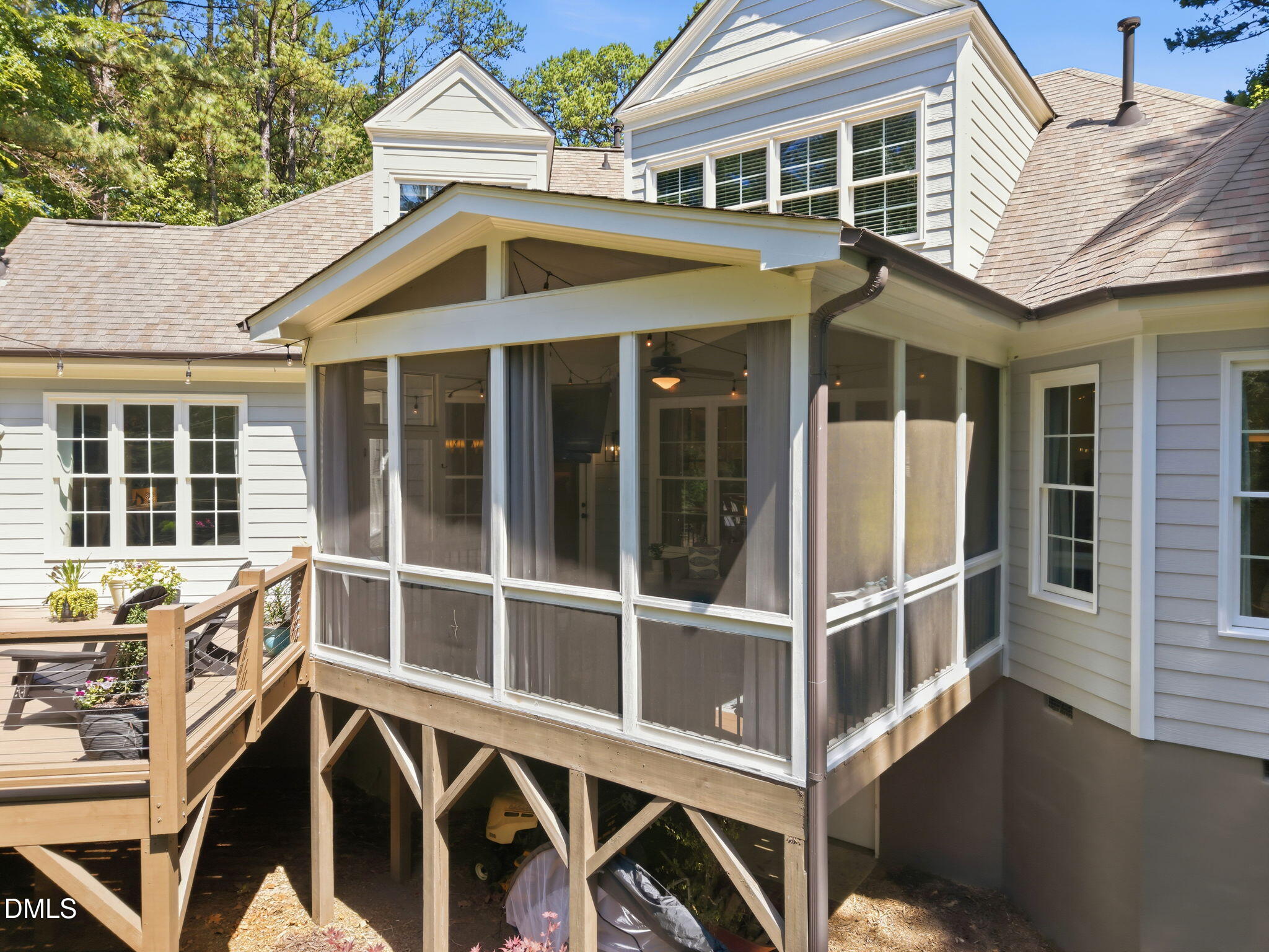 main property photo 38