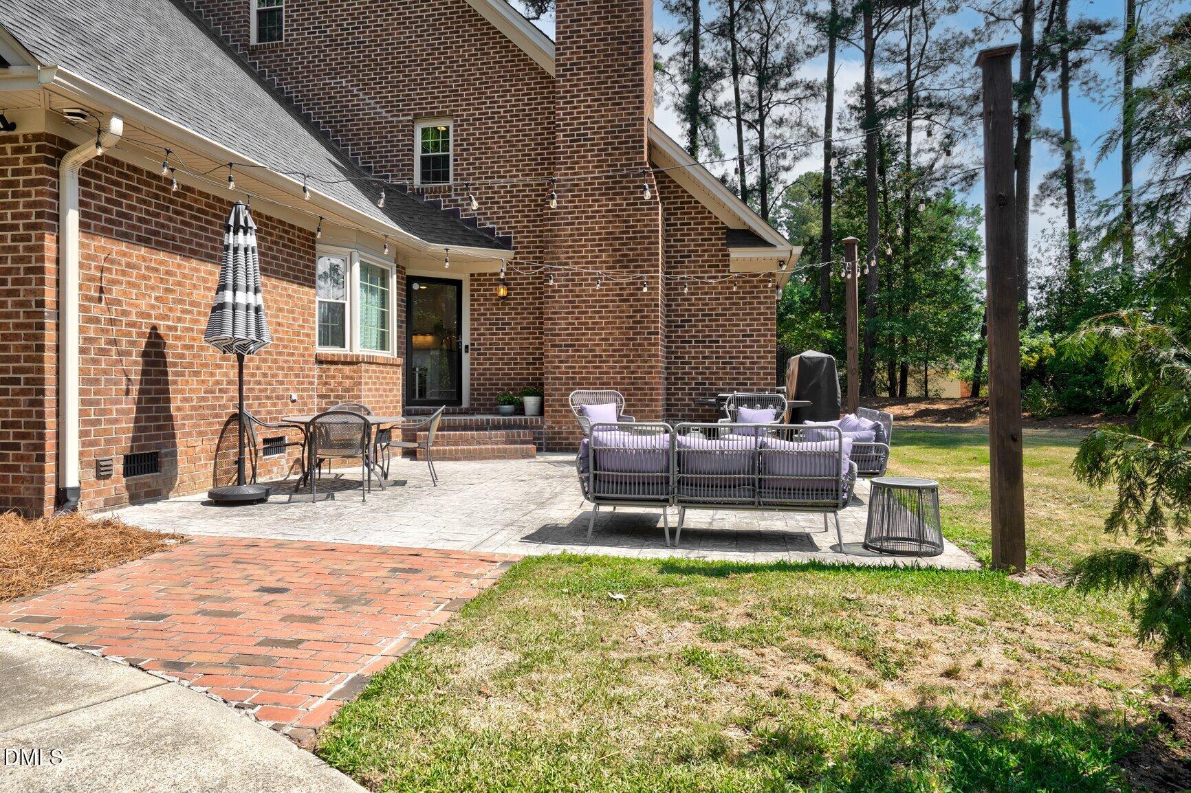 main property photo 40