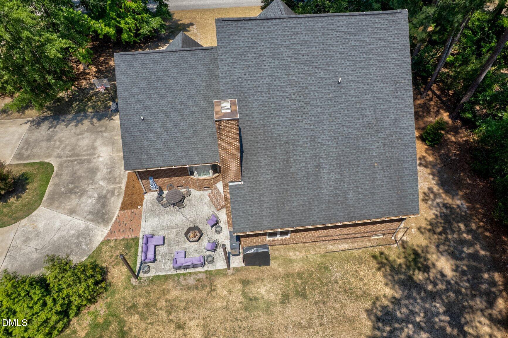 main property photo 50