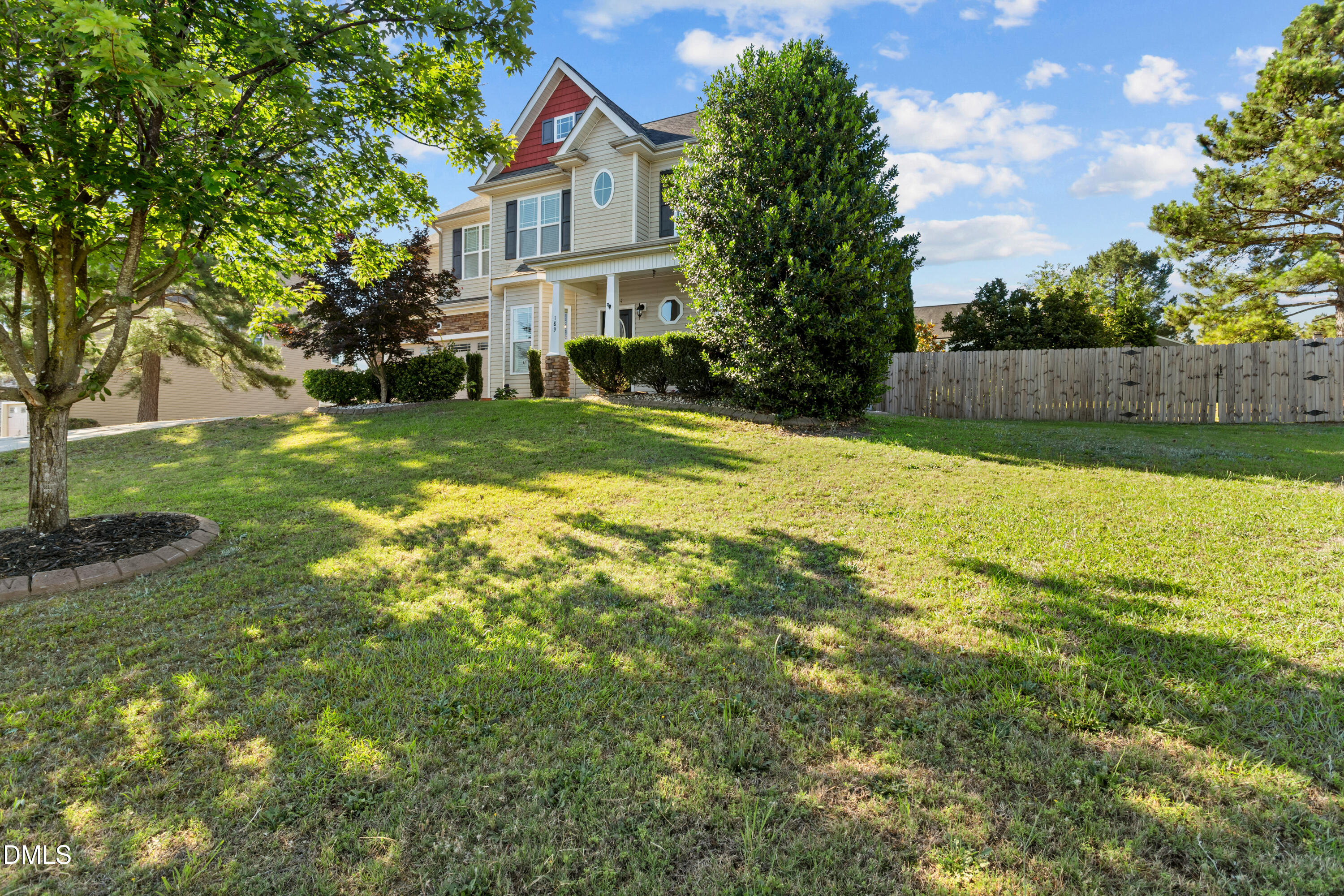 main property photo 2