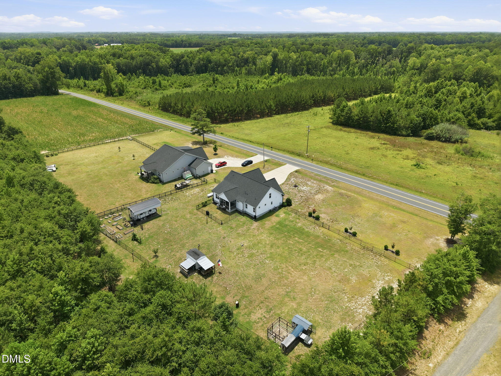 main property photo 44