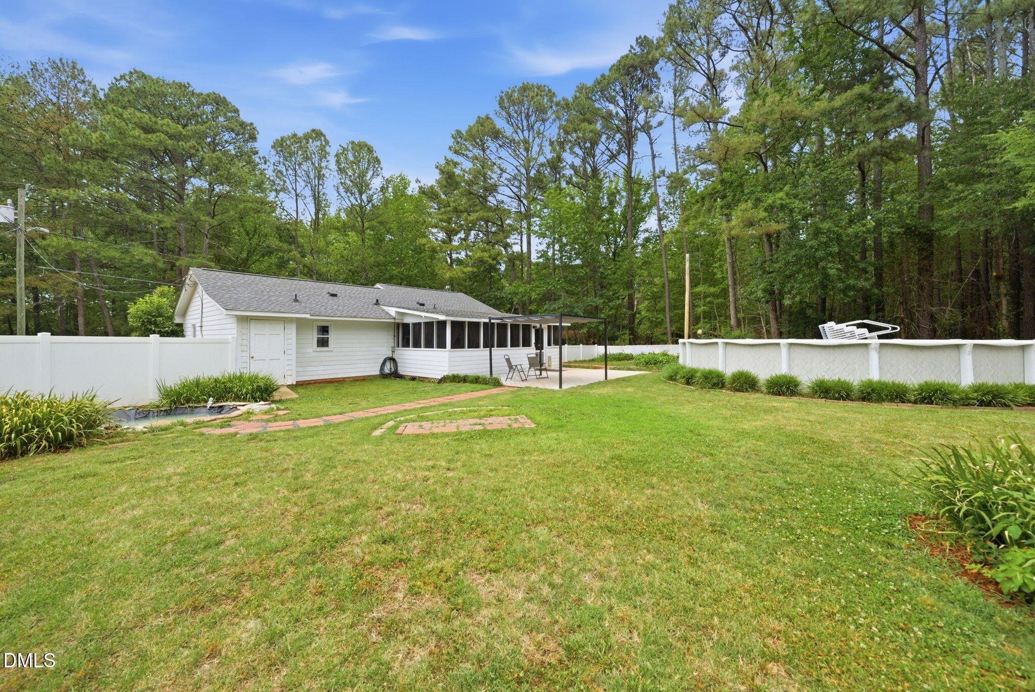 main property photo 42