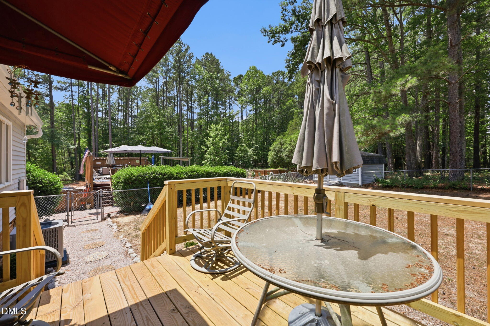 main property photo 23