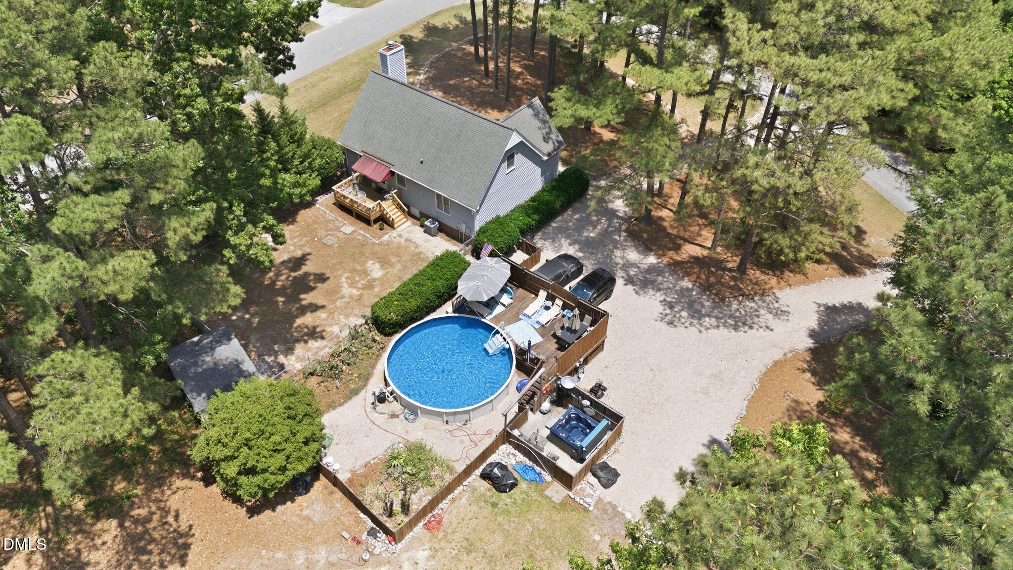 main property photo 32