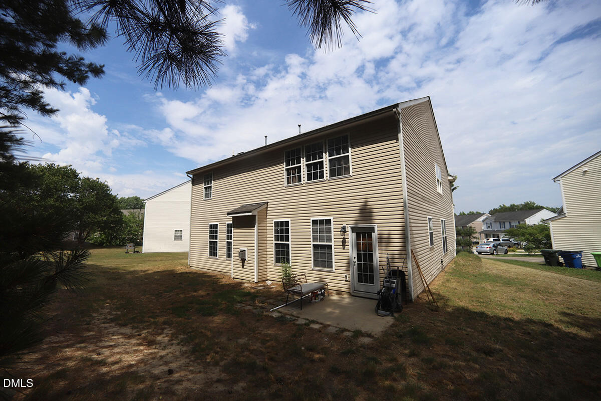 main property photo 17