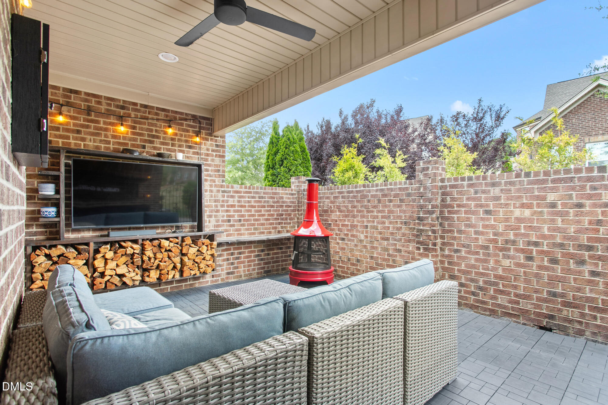 main property photo 45