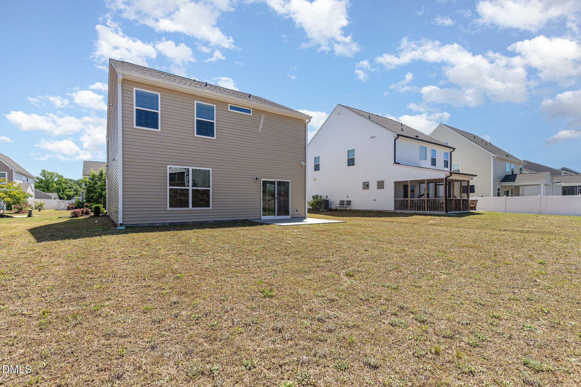 main property photo 24