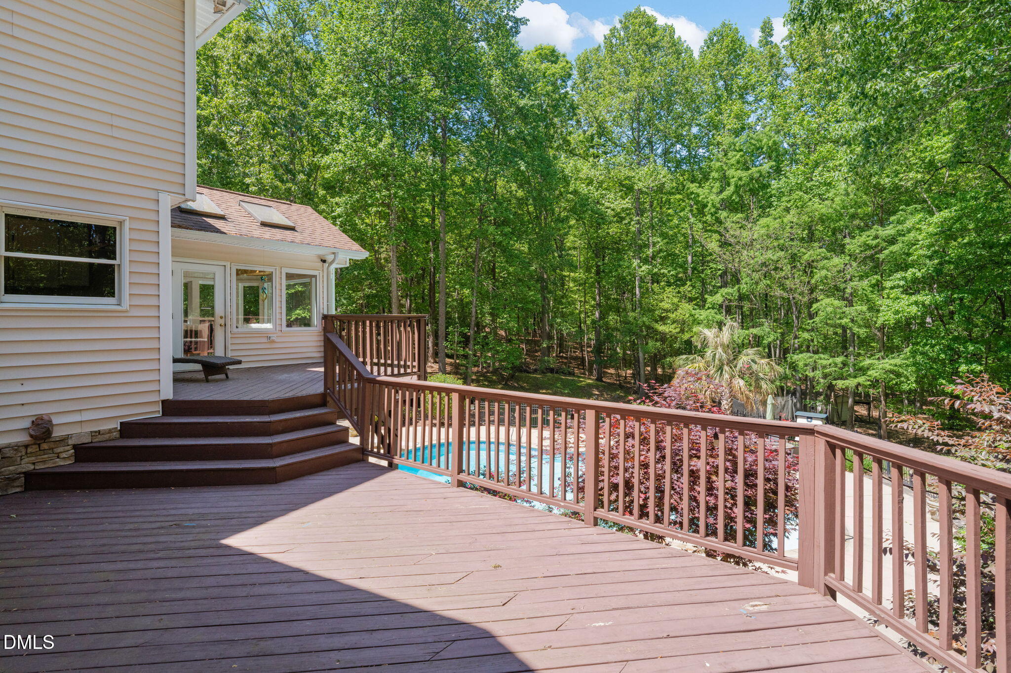 main property photo 41