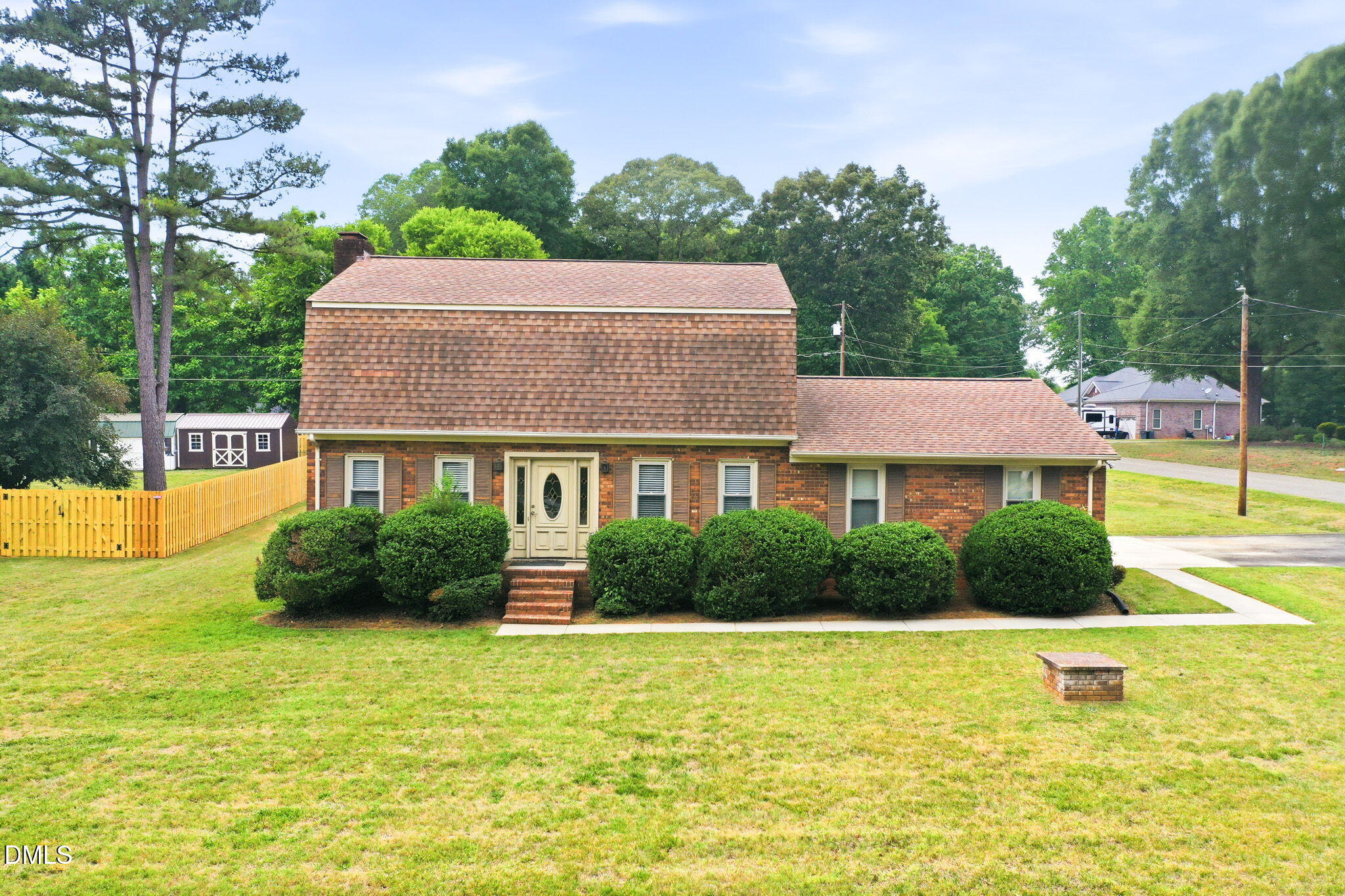 main property photo 38