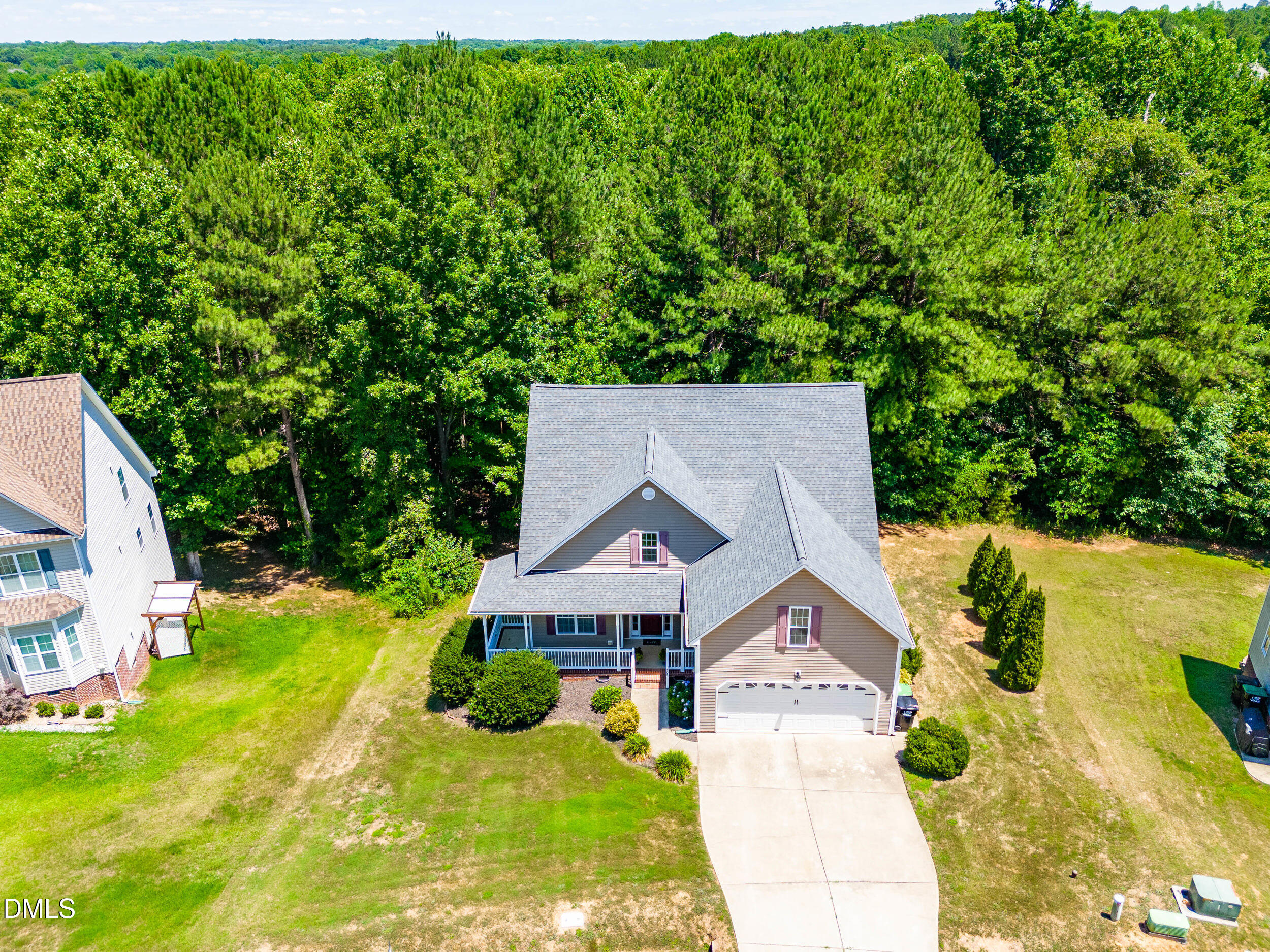 main property photo 34