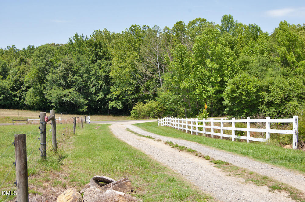 main property photo 78