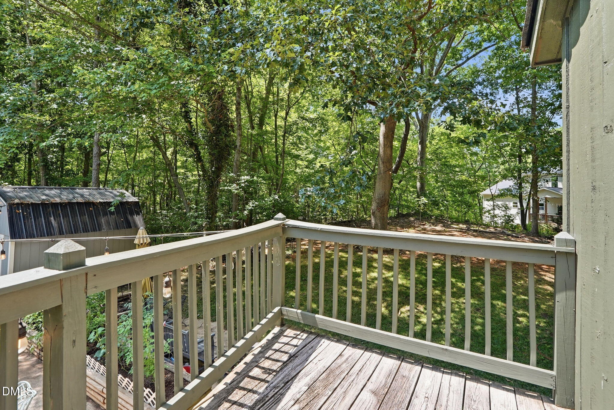 main property photo 28