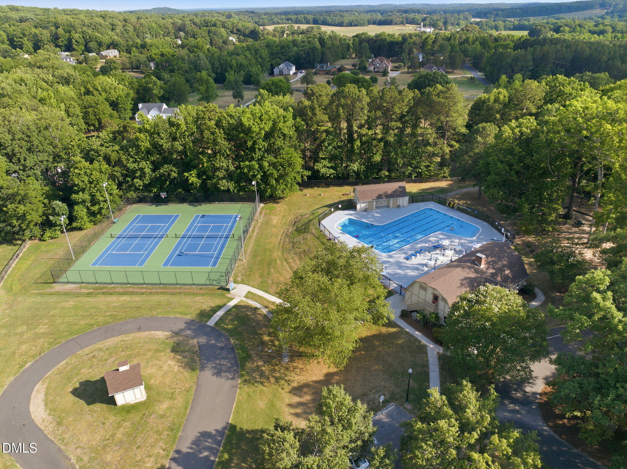 main property photo 41