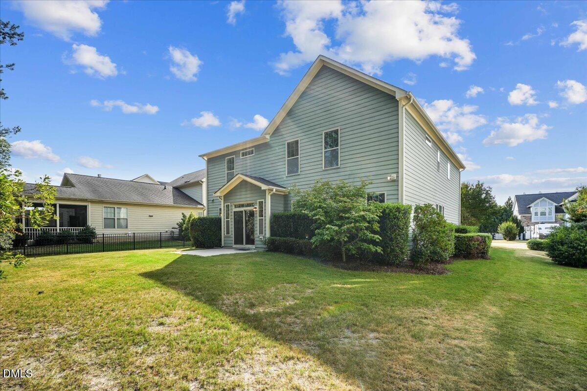 main property photo 50