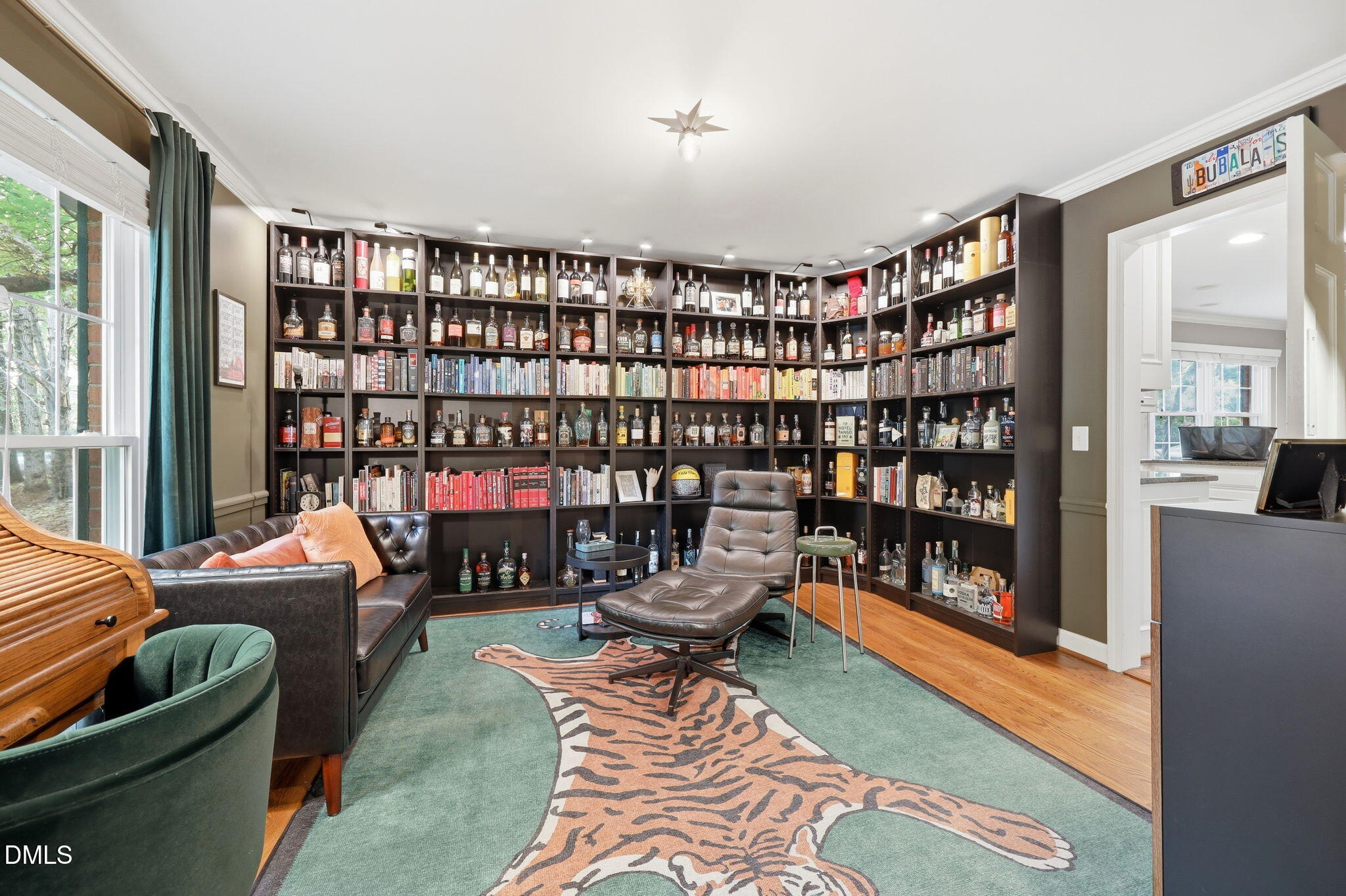 main property photo 5