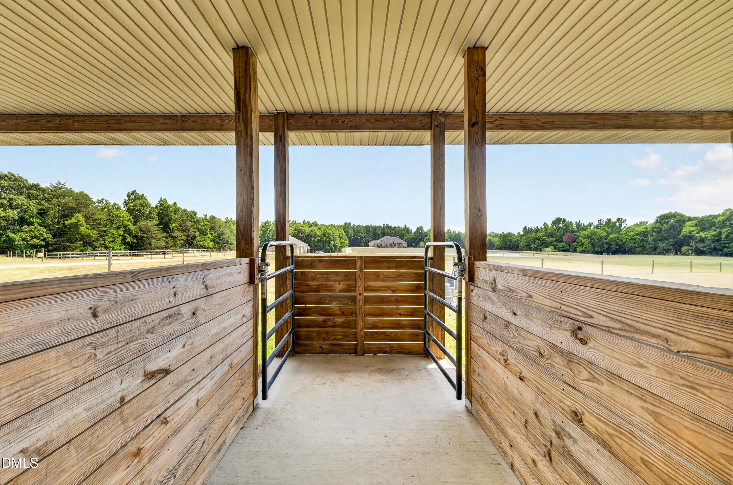 main property photo 65