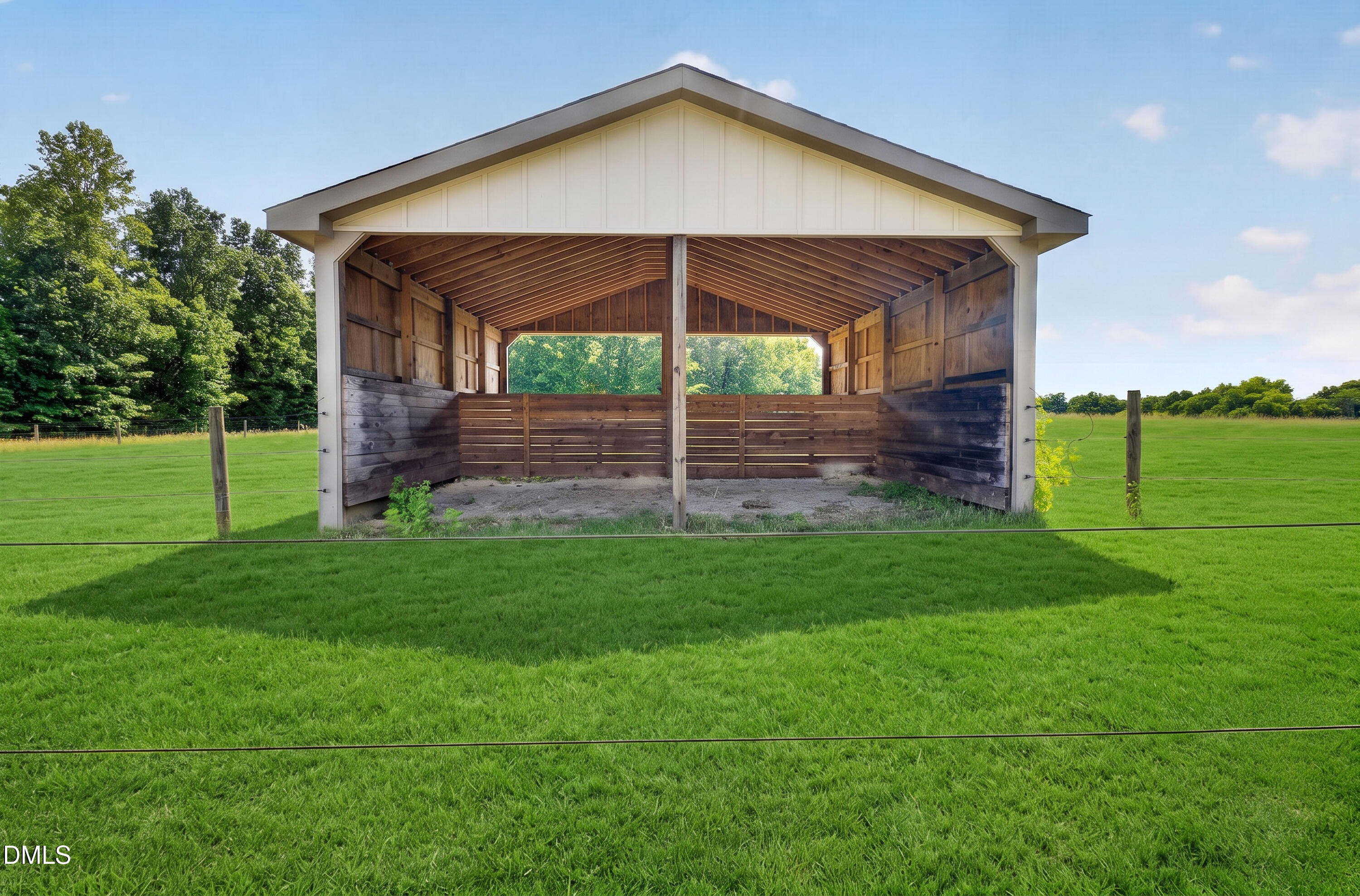 main property photo 75