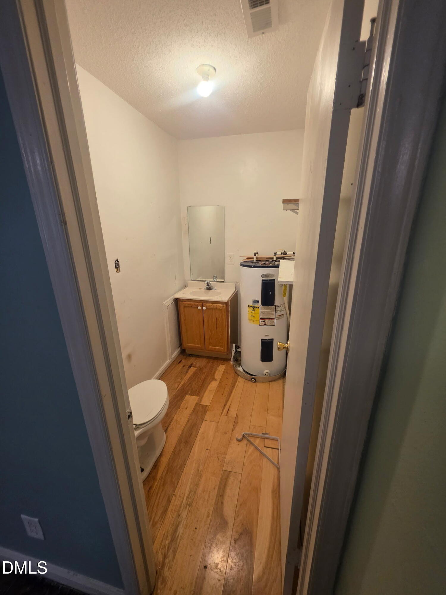 main property photo 12