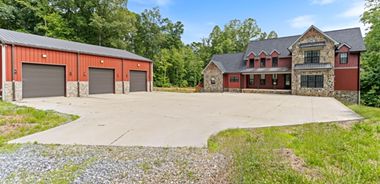 image of property with 4 Bed | 4 Bath | 5,048 Sqft