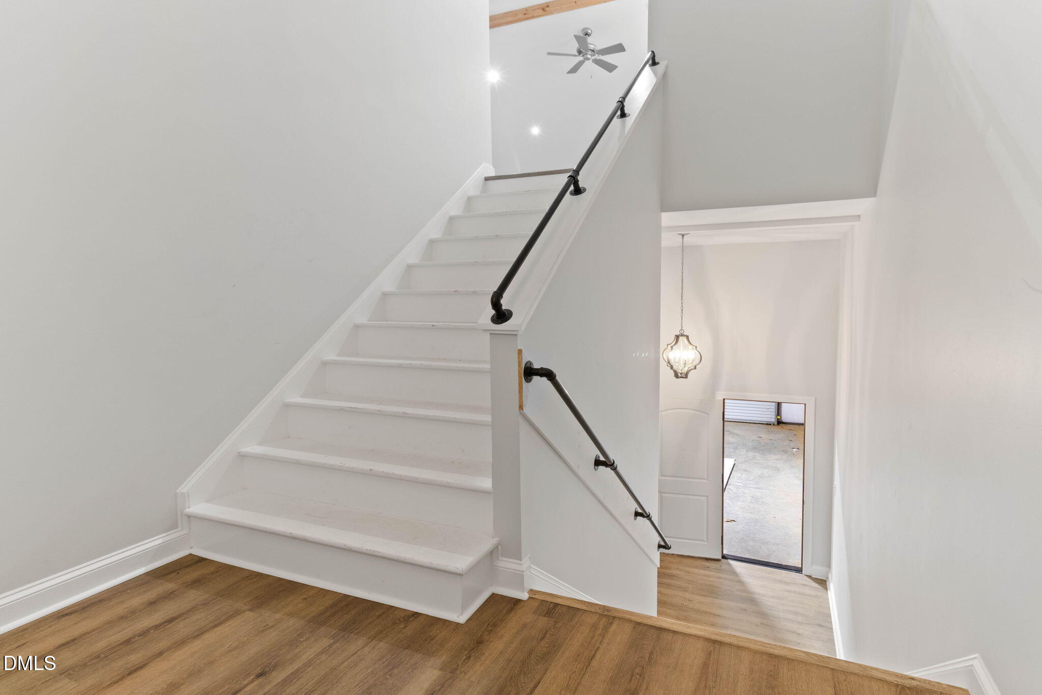 main property photo 78
