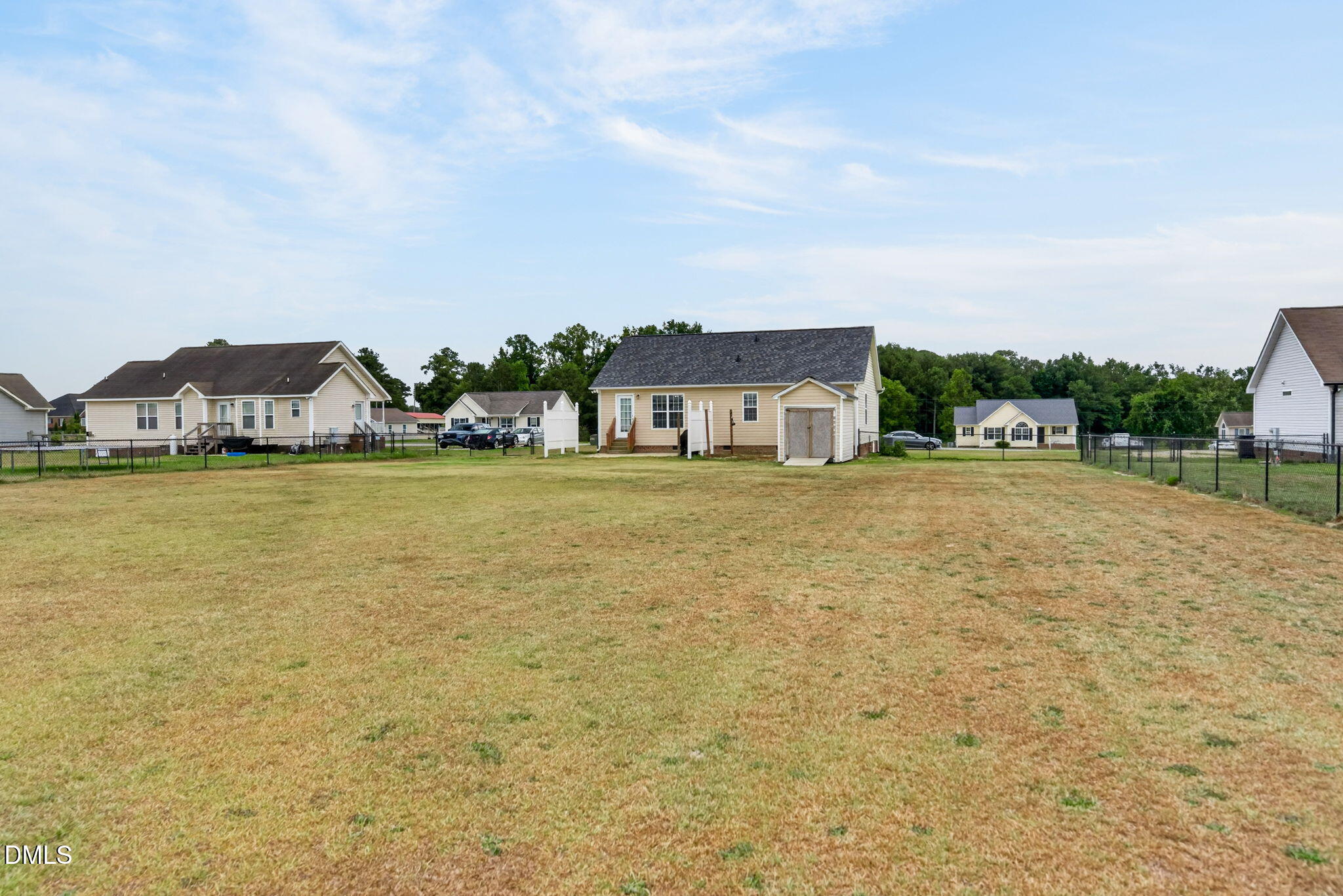 main property photo 36
