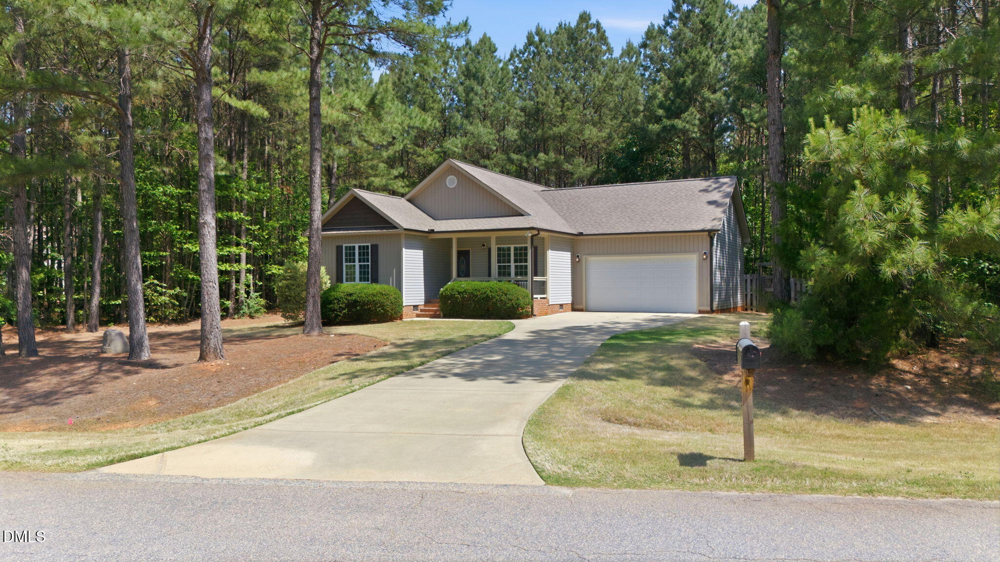 main property photo 5