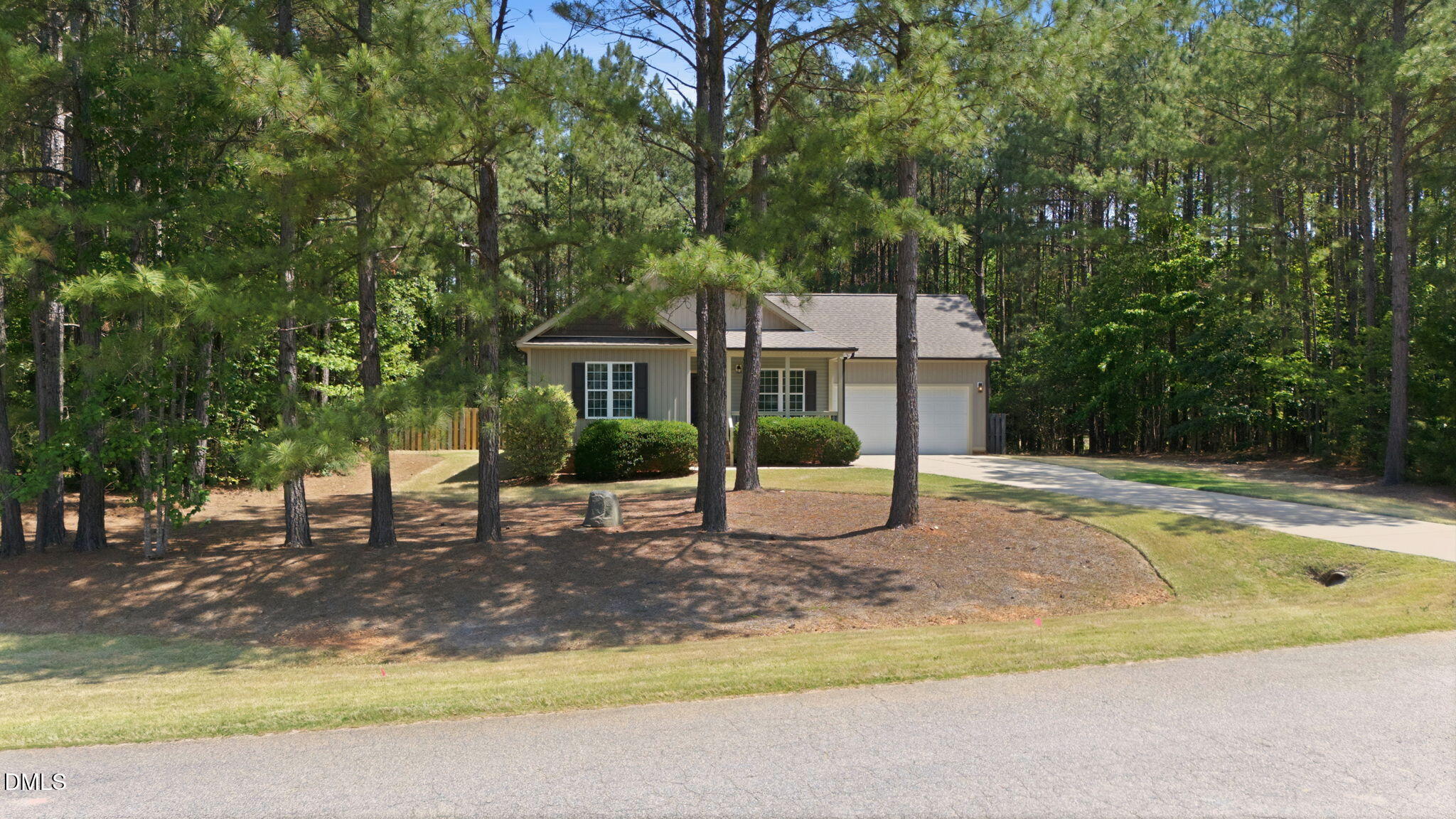 main property photo 6