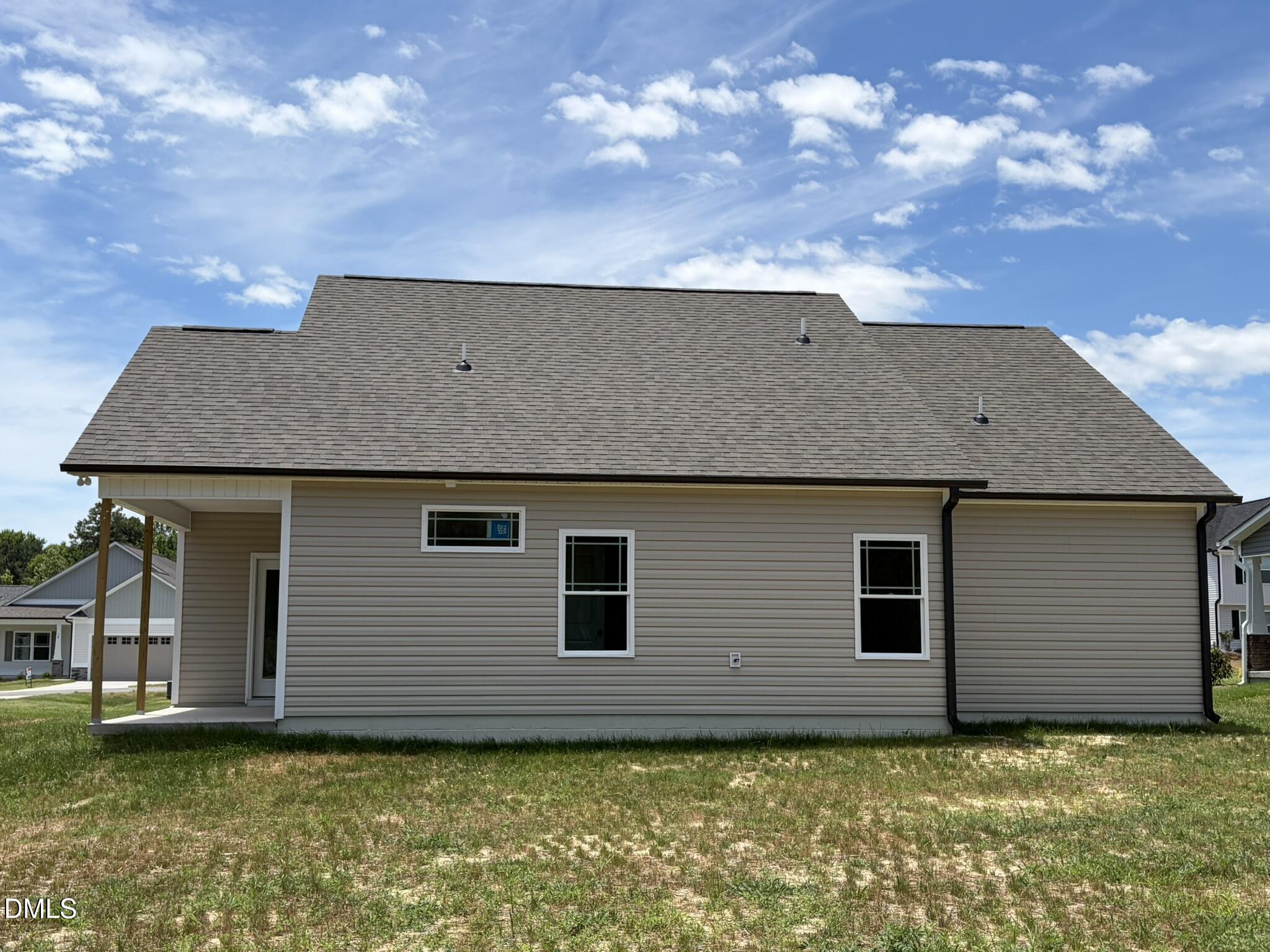 main property photo 13