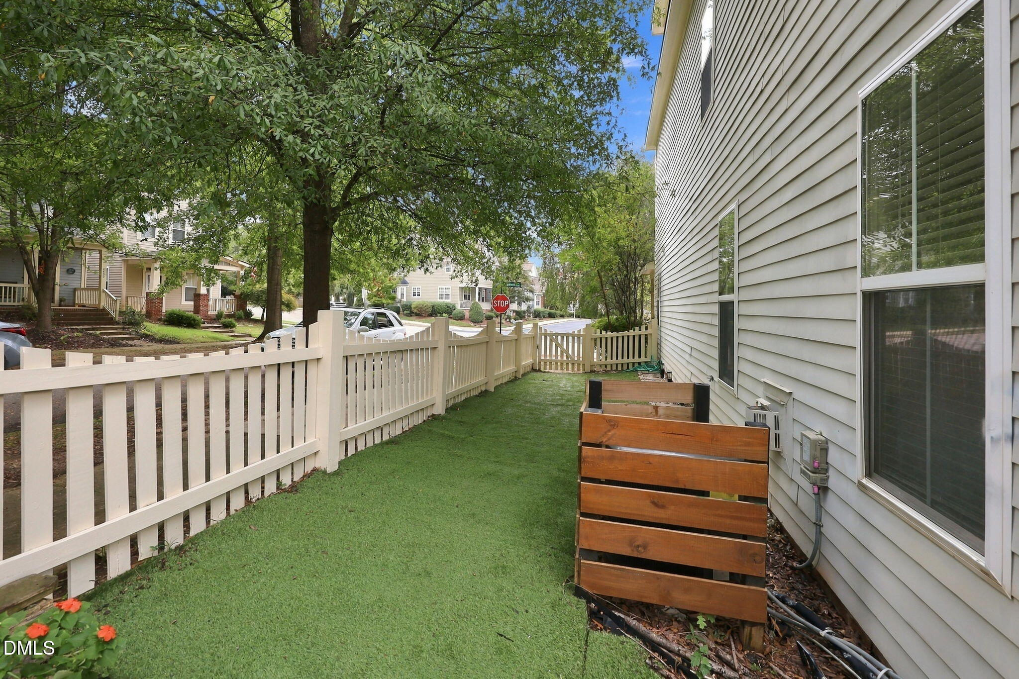 main property photo 44